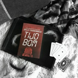 Tijdbom – Joelle Charbonneau