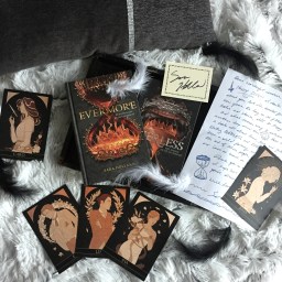 Evermore – Sara Holland