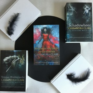 Koningin van lucht en duisternis (1)