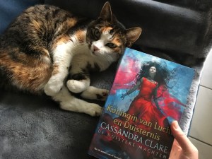 Koningin van Lucht en Duisternis