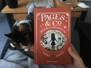 Pages &amp; Co