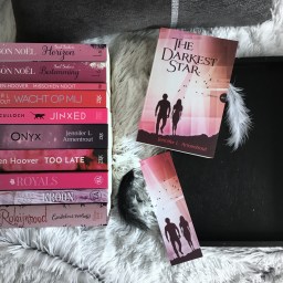 The Darkest Star – Jennifer L. Armentrout