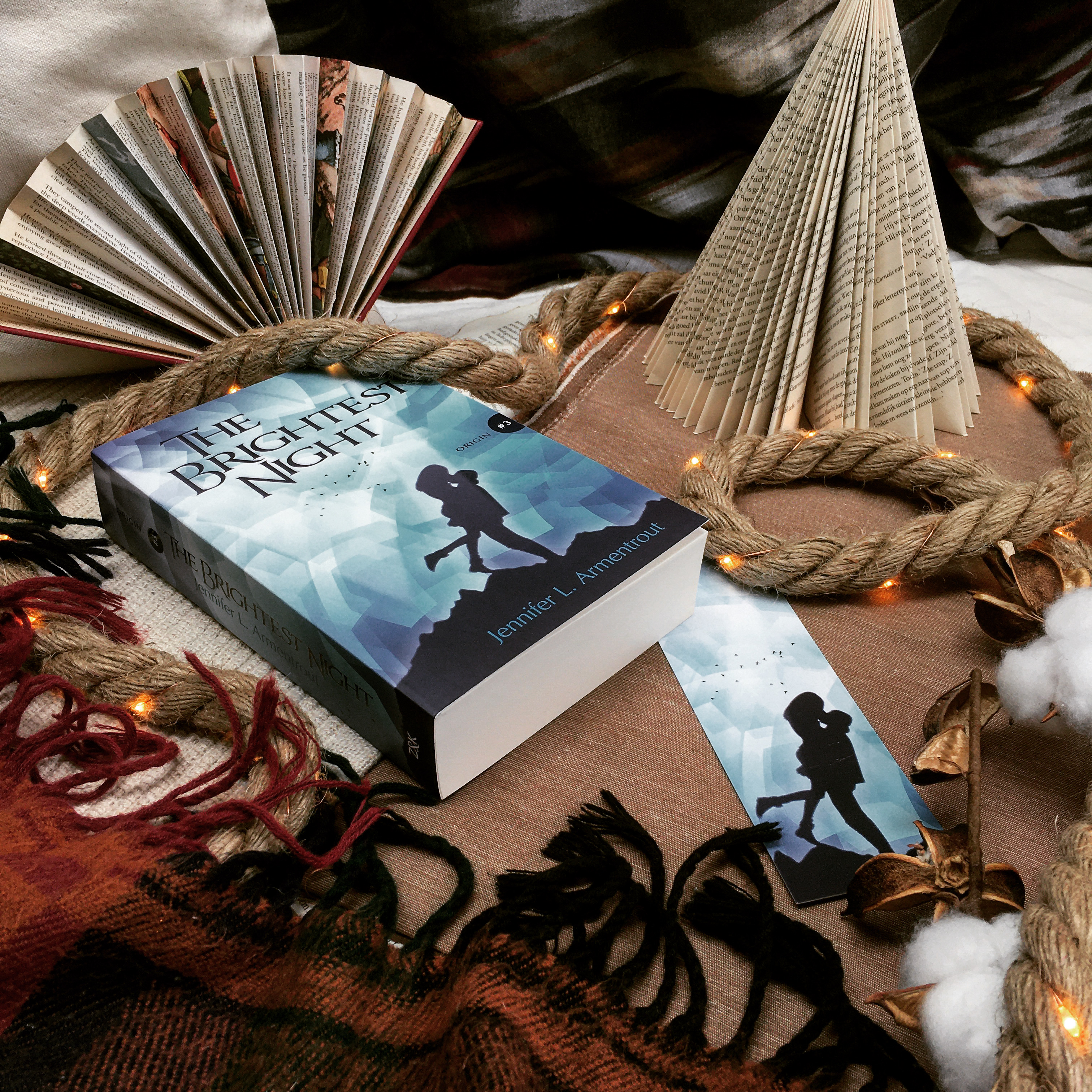 The Brightest Night (1)